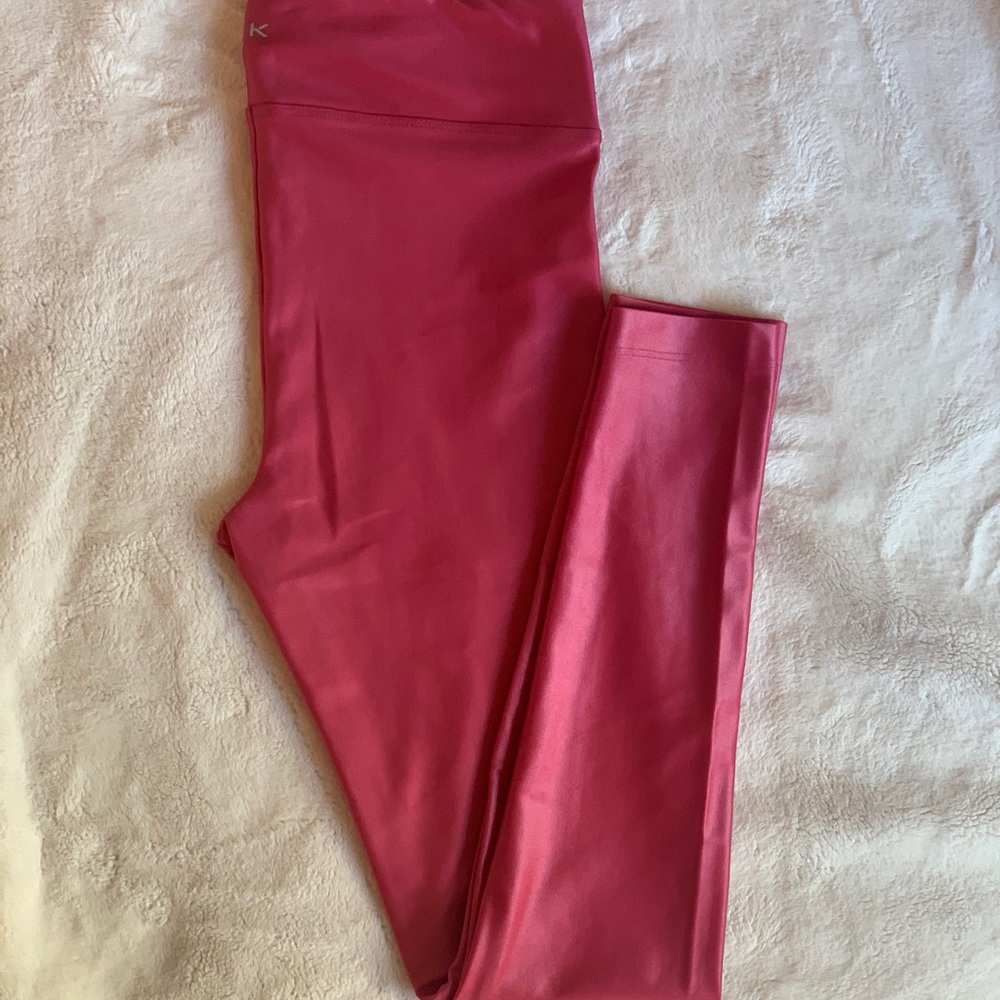 Koral metallic pink leggings